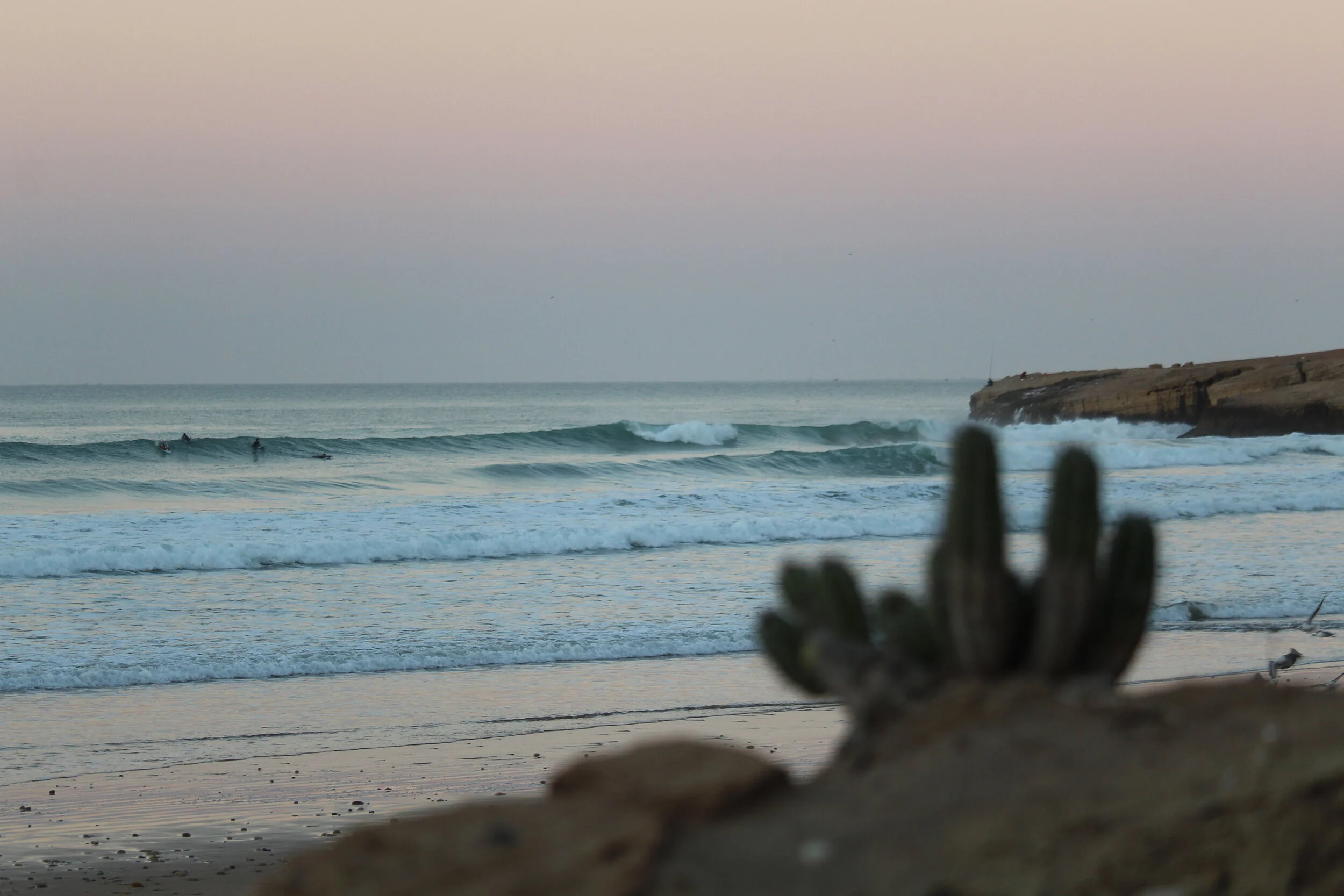 WHY WE LOVE A SUNRISE SURF