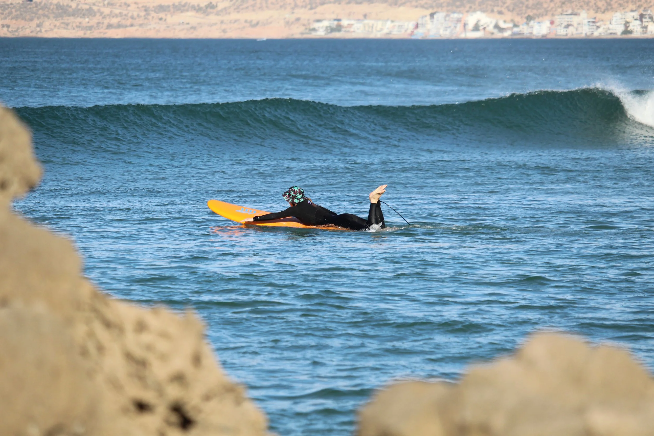 Solo Travel: Embrace Adventure on a Surf Camp!