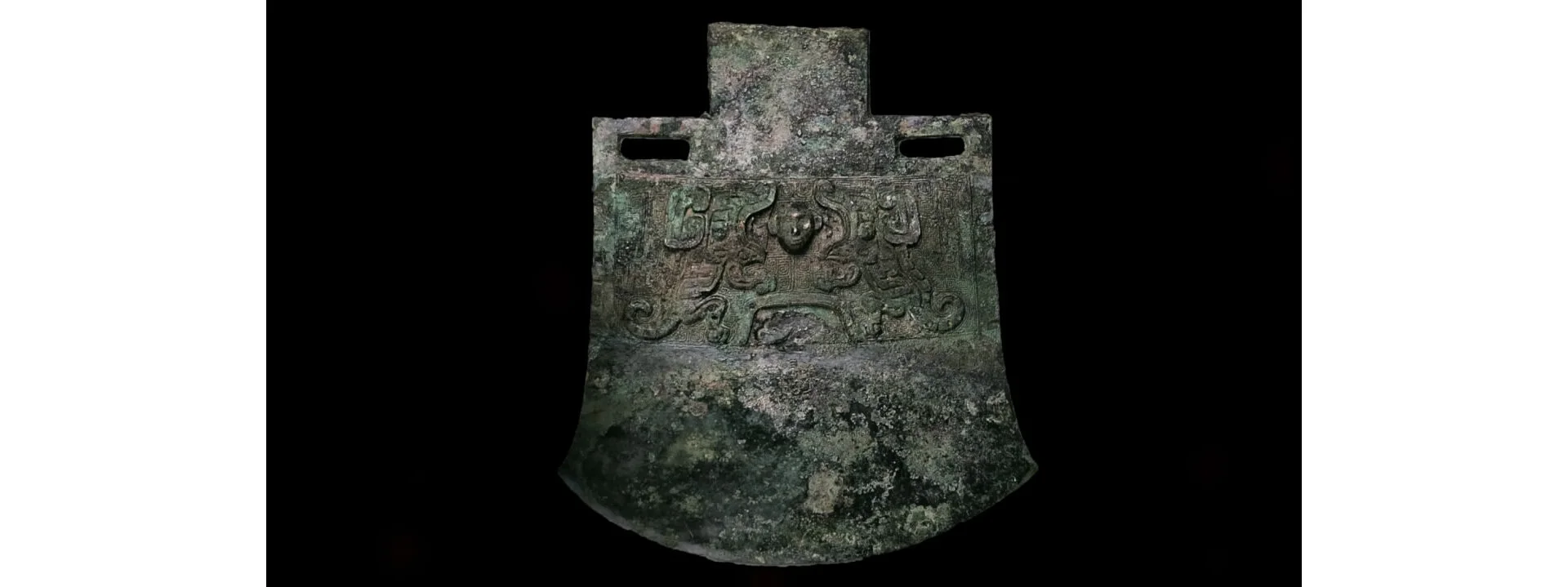 Above: 1000 Years Before Paper: A 3000 year-old Chinese axe from the tomb of a female general, Fu Hao. Fu Hao’s tomb held over 100 weapons, including bronze knives, axes, and arrows. Undoubtedly she and the 13,000 soldiers under her command had some…