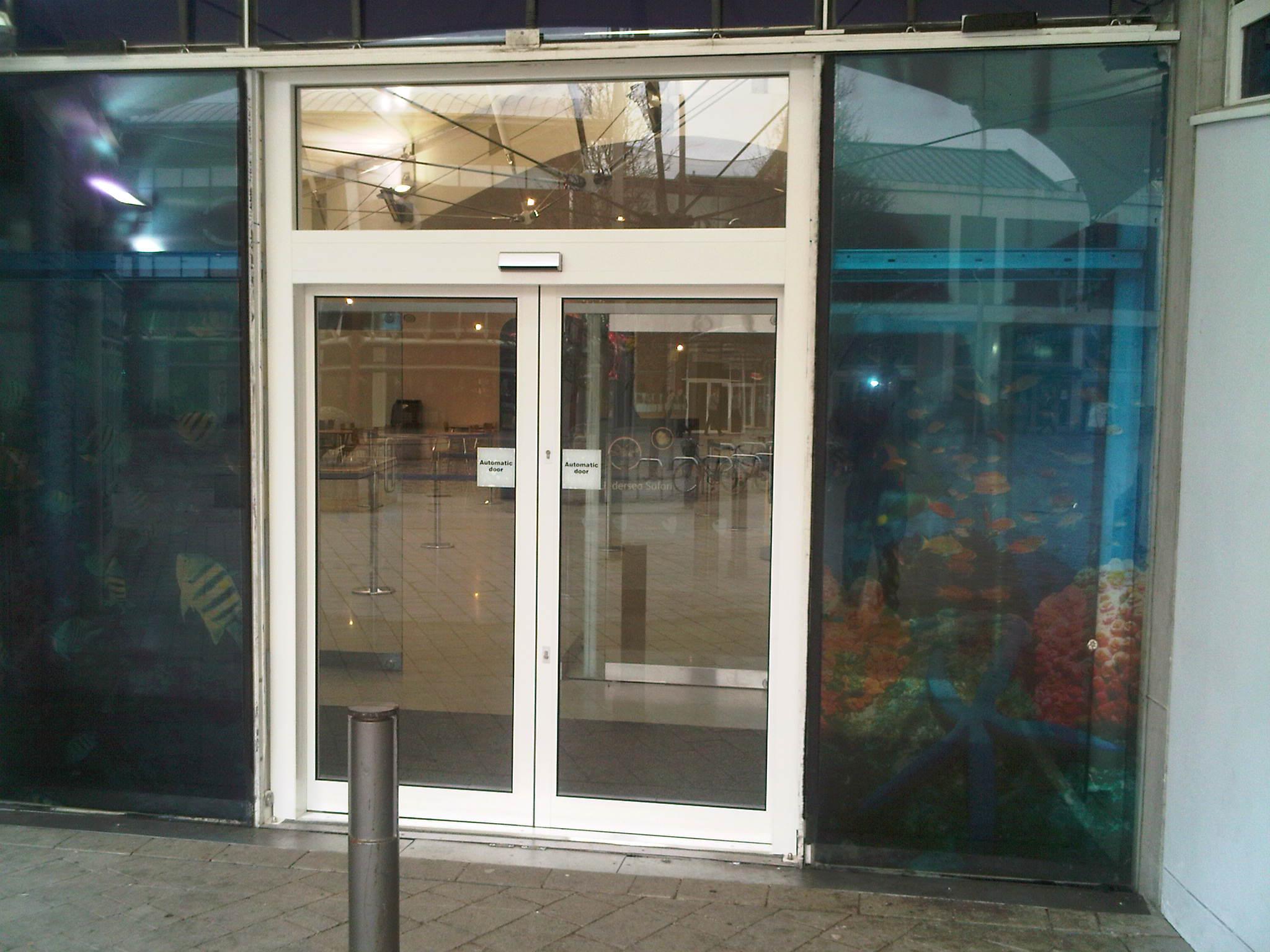 AUTOMATIC SLIDING DOORS.1..jpg