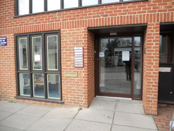 AUTOMATIC SLIDING DOORS.13.jpg