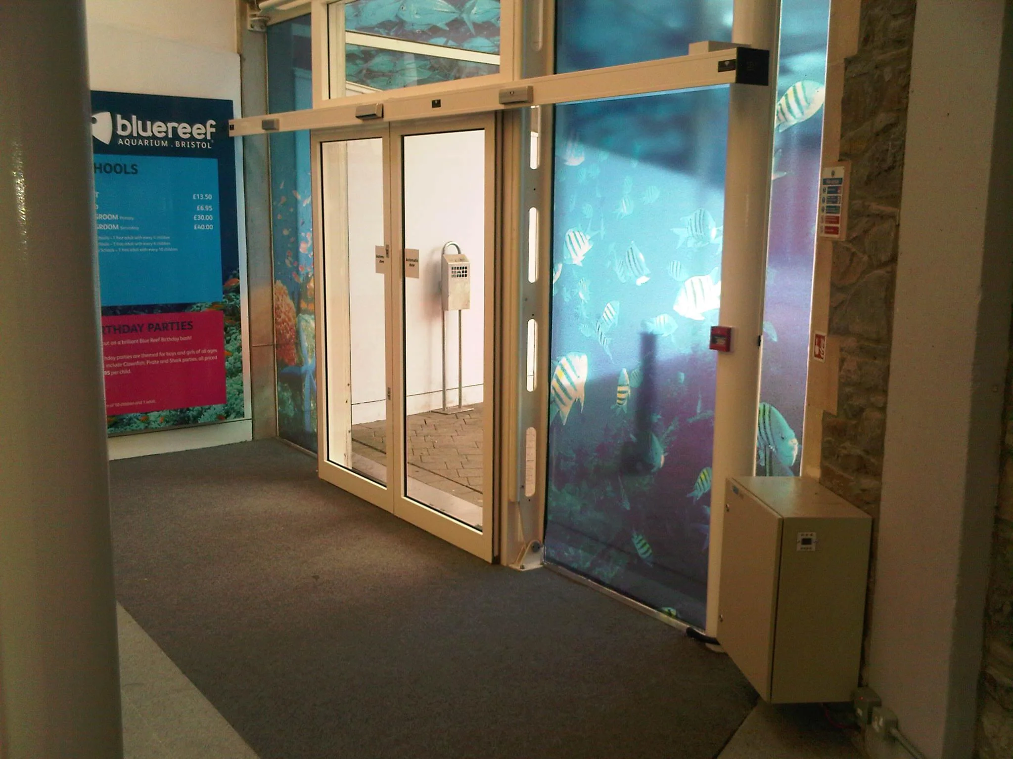 AUTOMATIC SLIDING DOORS.3..jpg