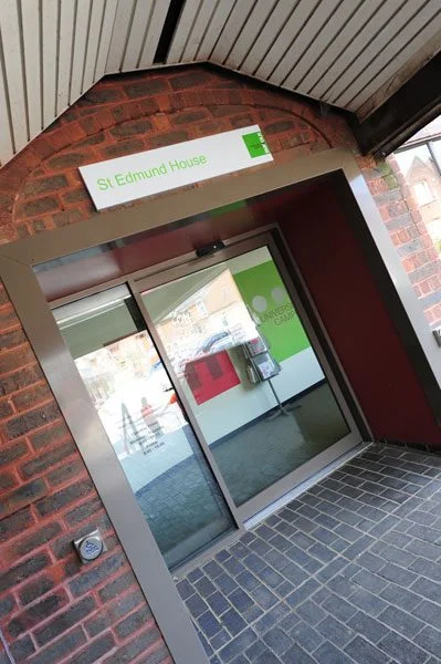 AUTOMATIC SLIDING DOORS5.jpg