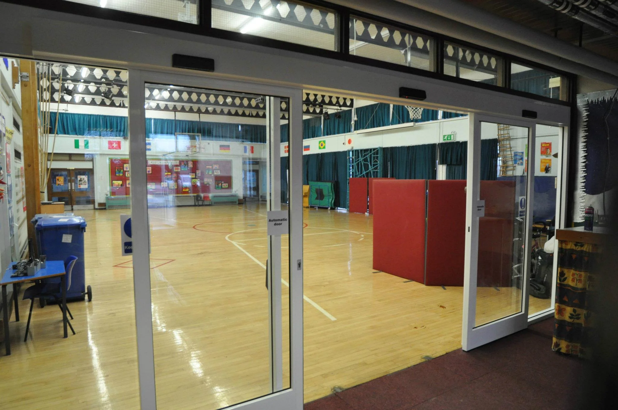 AUTOMATIC SLIDING DOORS10.jpg