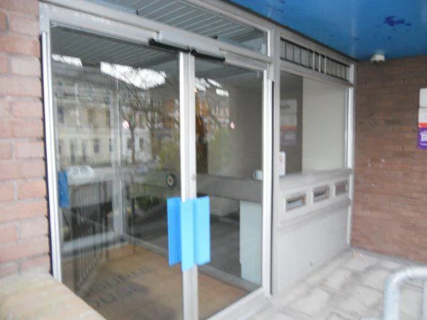 AUTOMATIC SWING DOOR 4.jpg