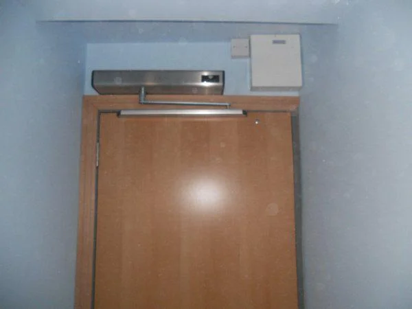 AUTOMATIC SWING DOOR 7.jpg
