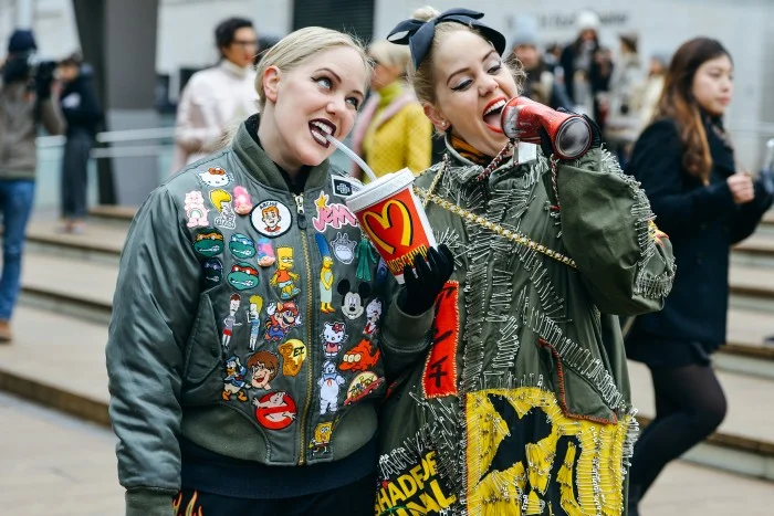 New-York-Fashion-Week-Fall-2015-Street-Style-17-700x467.jpg