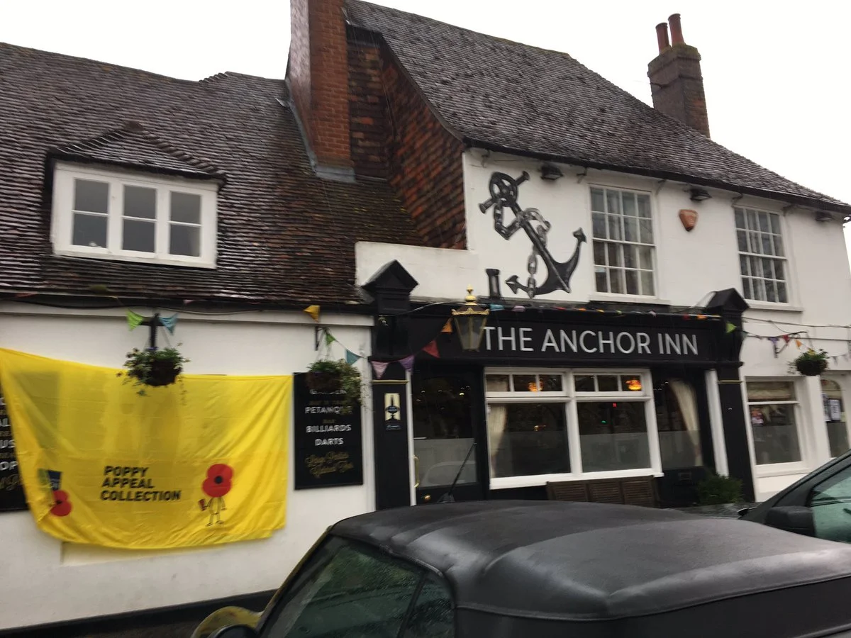 CM at Poppy Coffee Morning at the Anchor Pub in Wingham2 Nov18.jpg