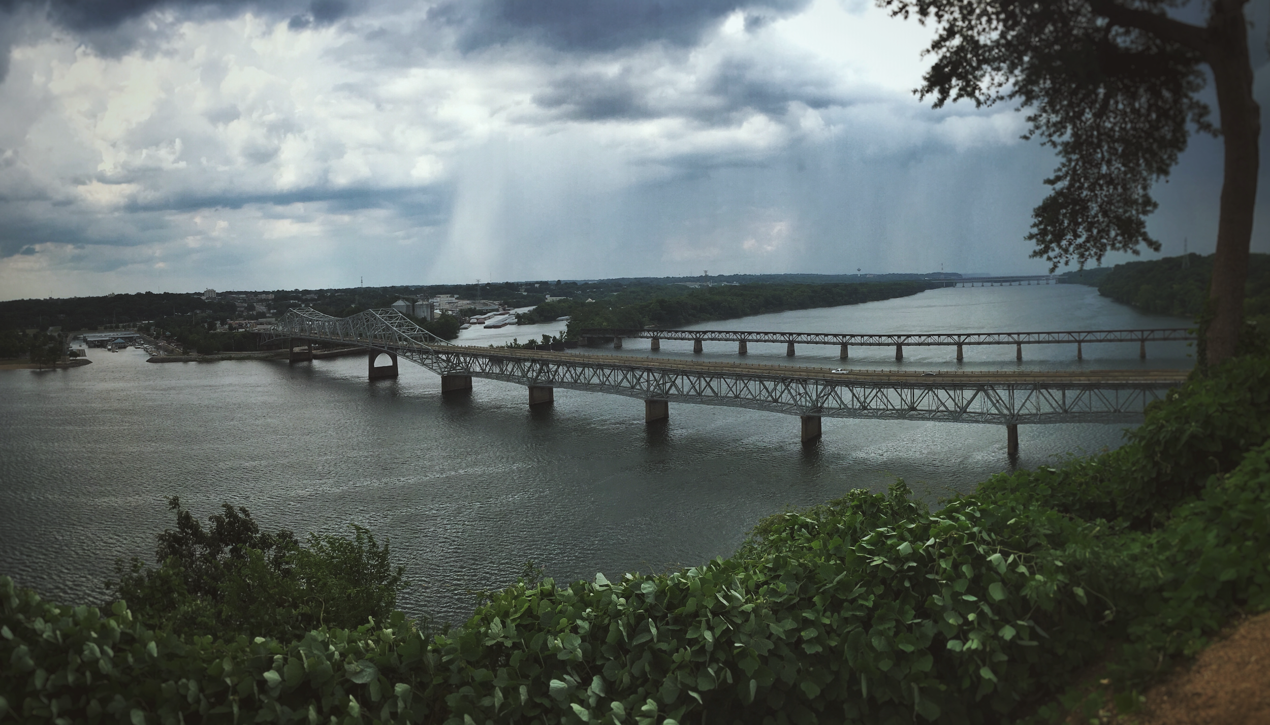 O'Neal Bridge into Florence
