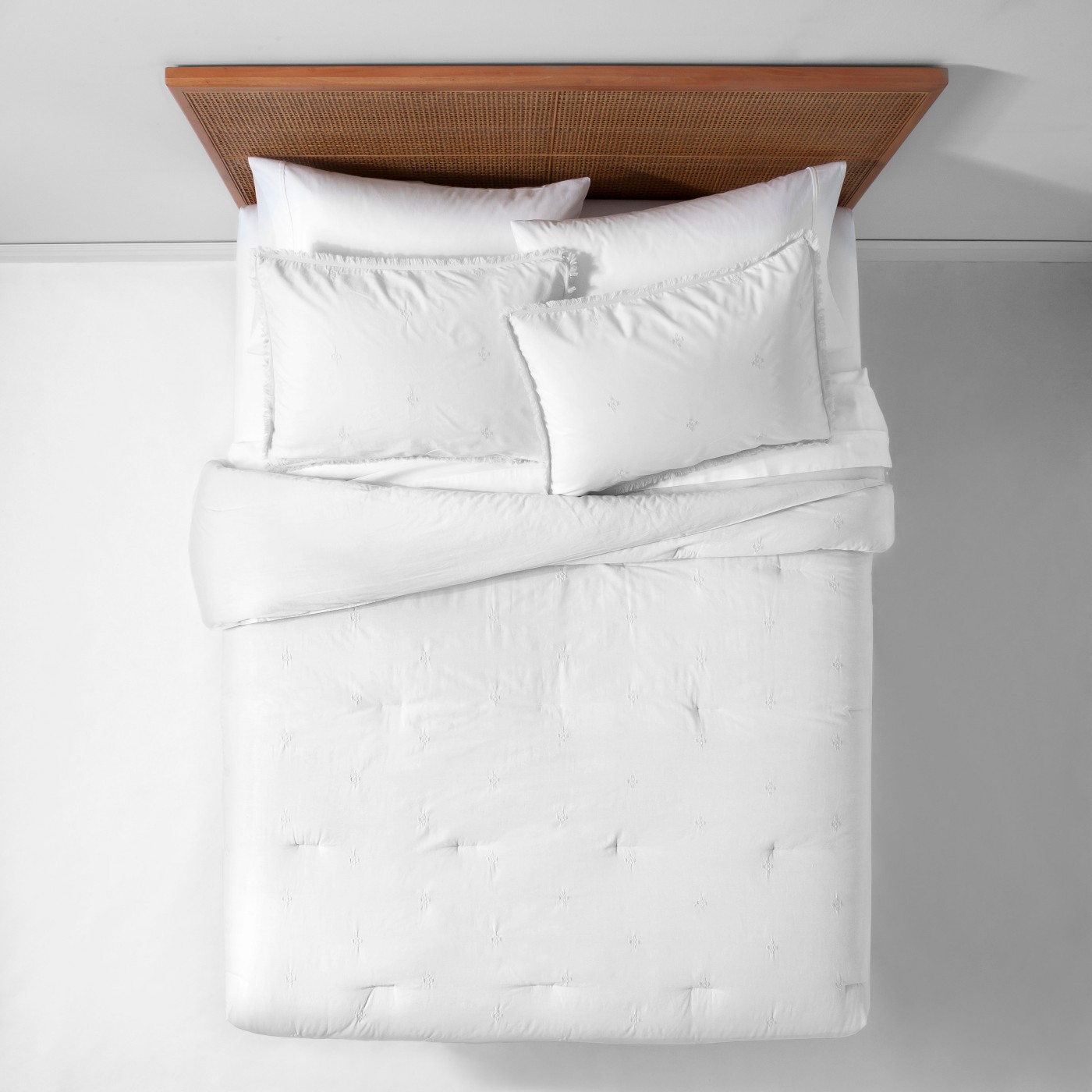 opalhouse bedding.jpeg