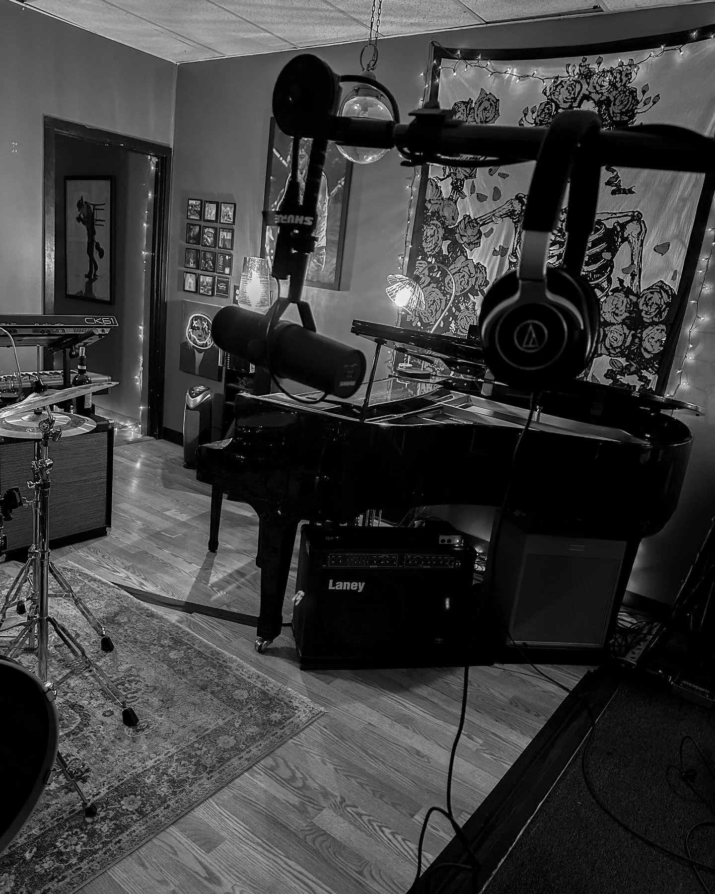 Small change got rained on with his own .38

-Be an Artist