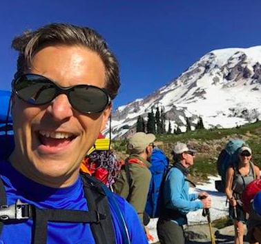 Team Lead Dan Kaplan on Mt. Rainier 2017