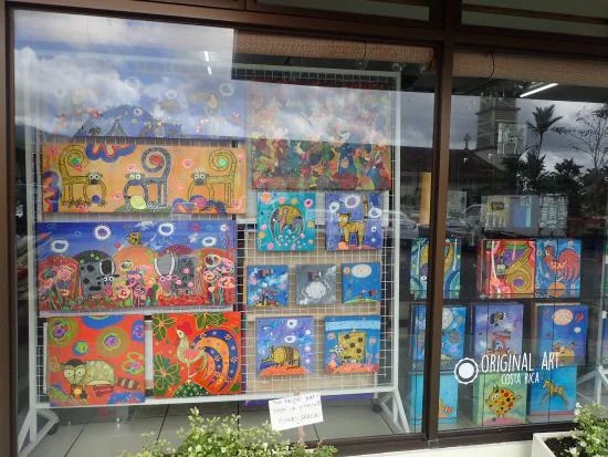 onirica-art-gallery.jpg