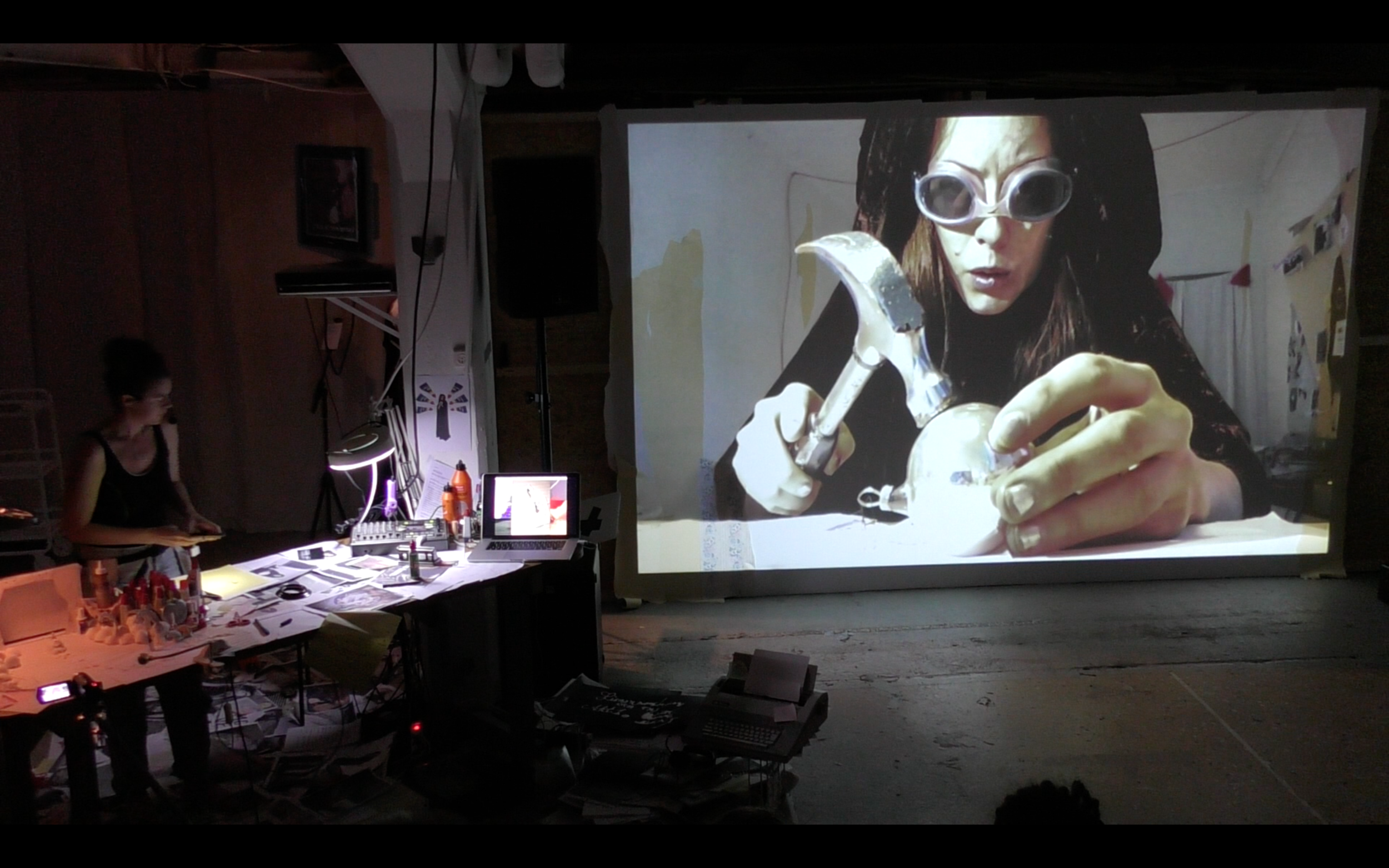 Simmerskan och the Glue Movement, Ellen Norlund, Malmö Dockteater