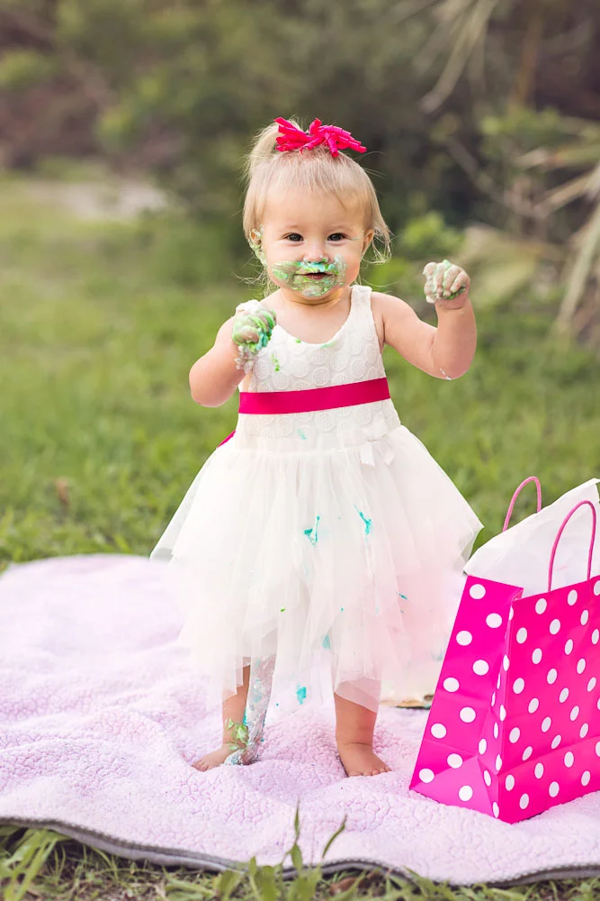 baby-first-birthday-cake-smash-vero-beach-3.jpg