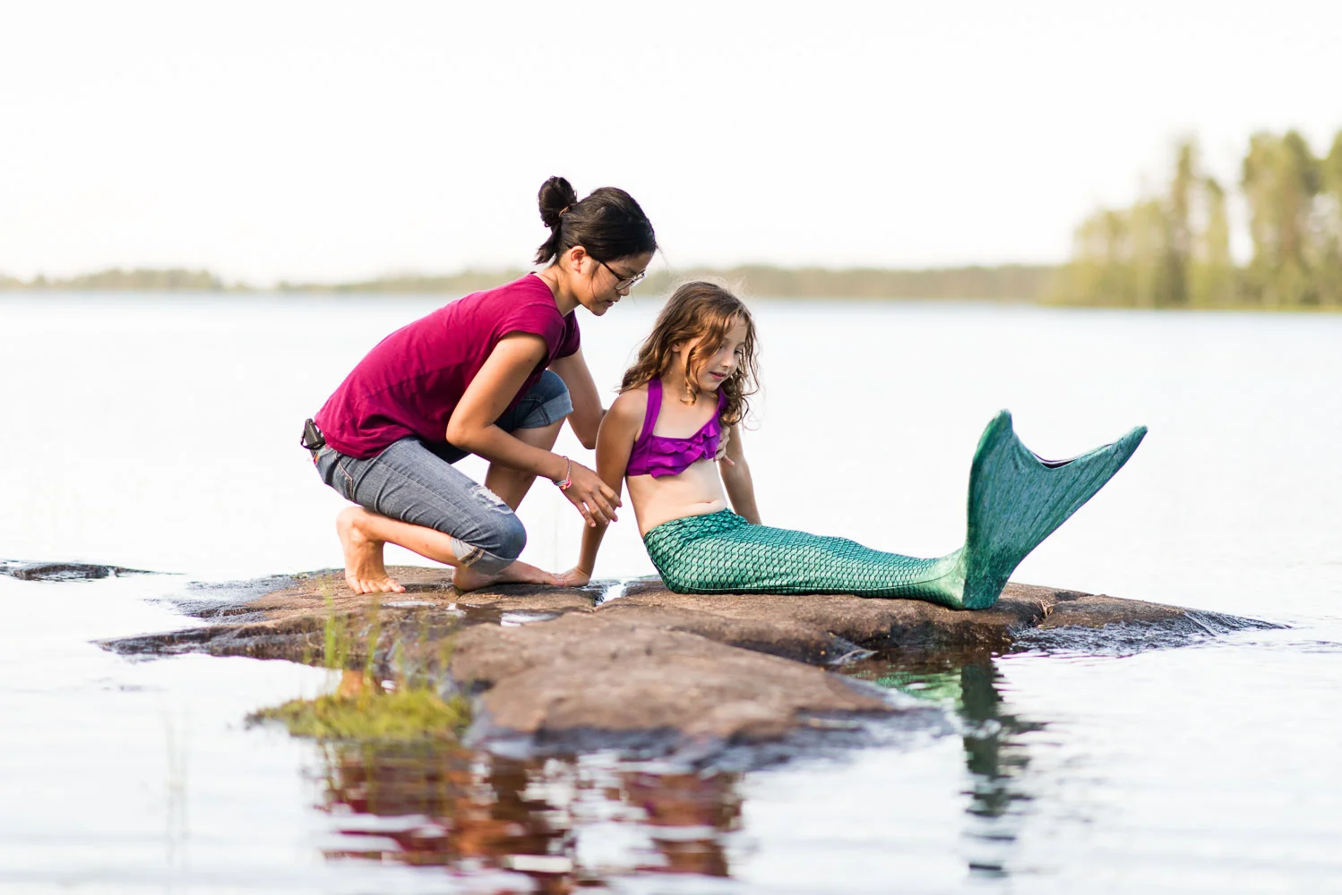 finland-mermaid-on-lake-behind-scenes.jpg