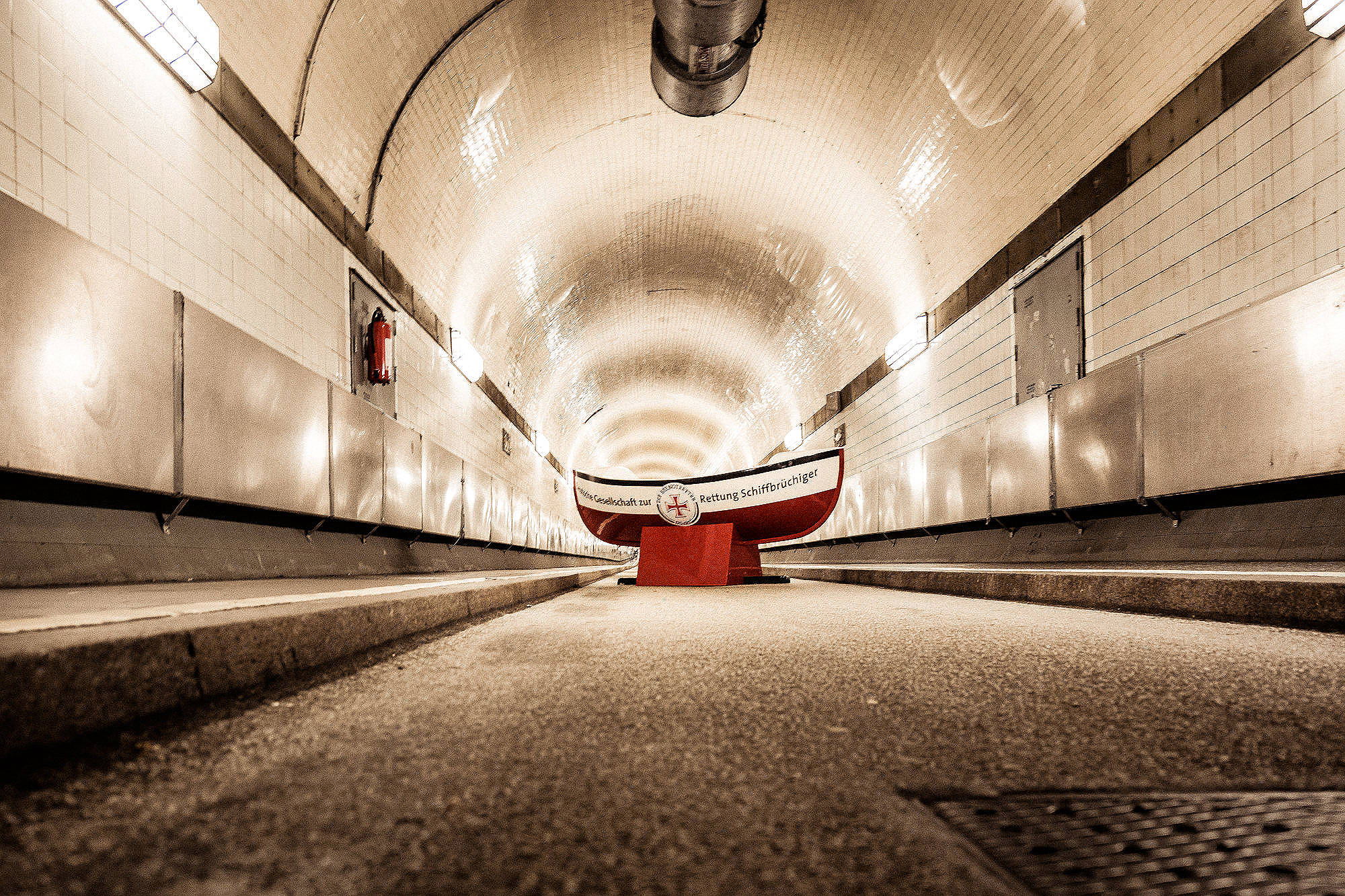 Im alten Elbtunnel in Hamburg: "Bernd, das (Untersee-)Boot"