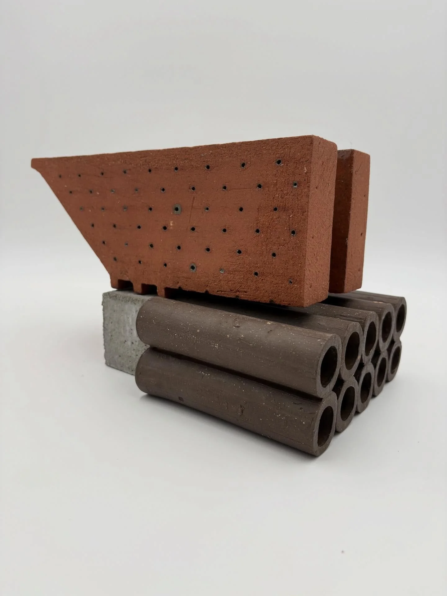 I&rsquo;m thrilled to be invited to exhibit one of my ceramic sculptures in &ldquo;Overlap&rdquo; curated by Manuel Hernandez at the LIC-A Art Space at The Factory. 
@licartists&nbsp;@licartsopen&nbsp;@thefactorylic

Opening: Thursday from 5-8pm
On v