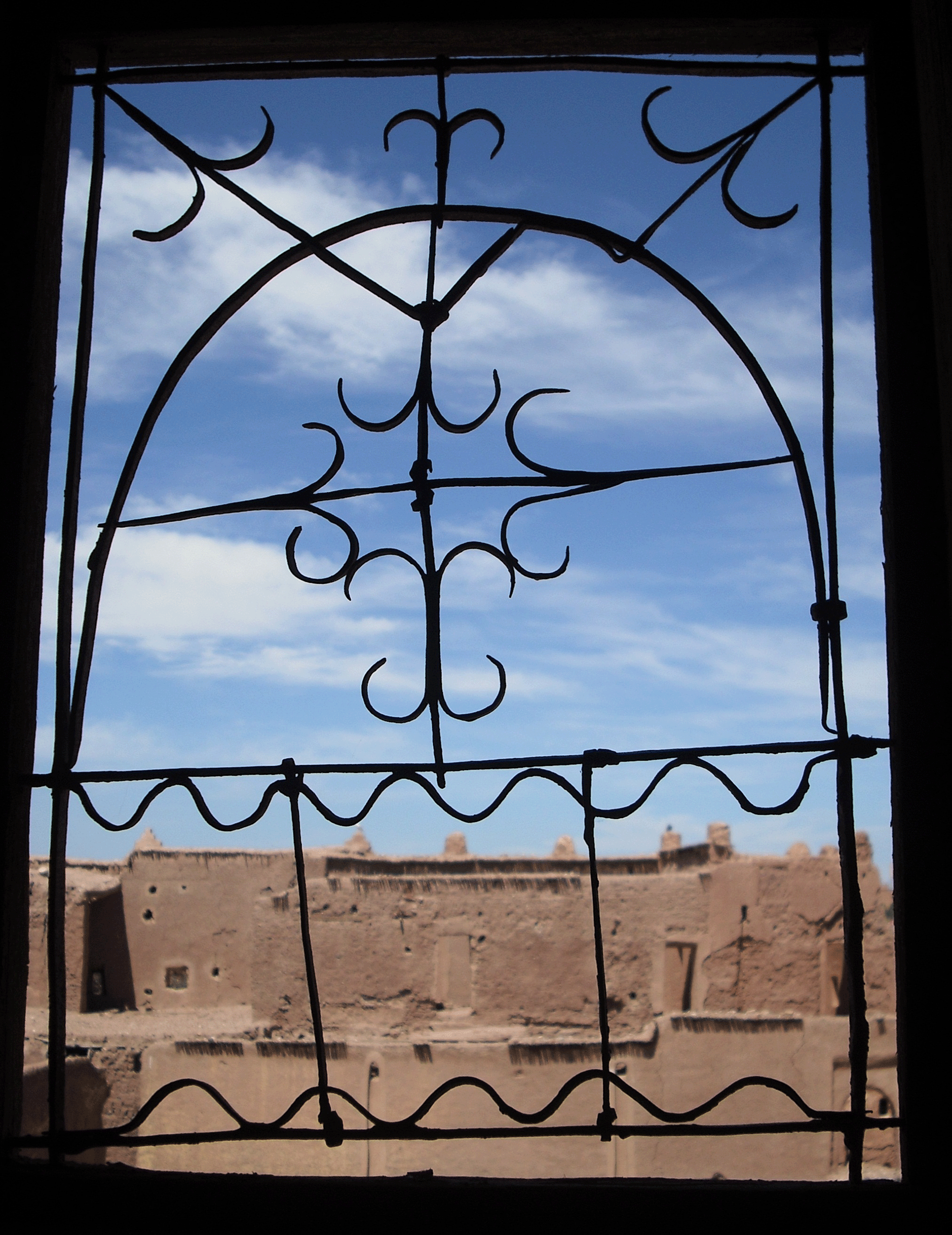 704-town-thru-window2.gif