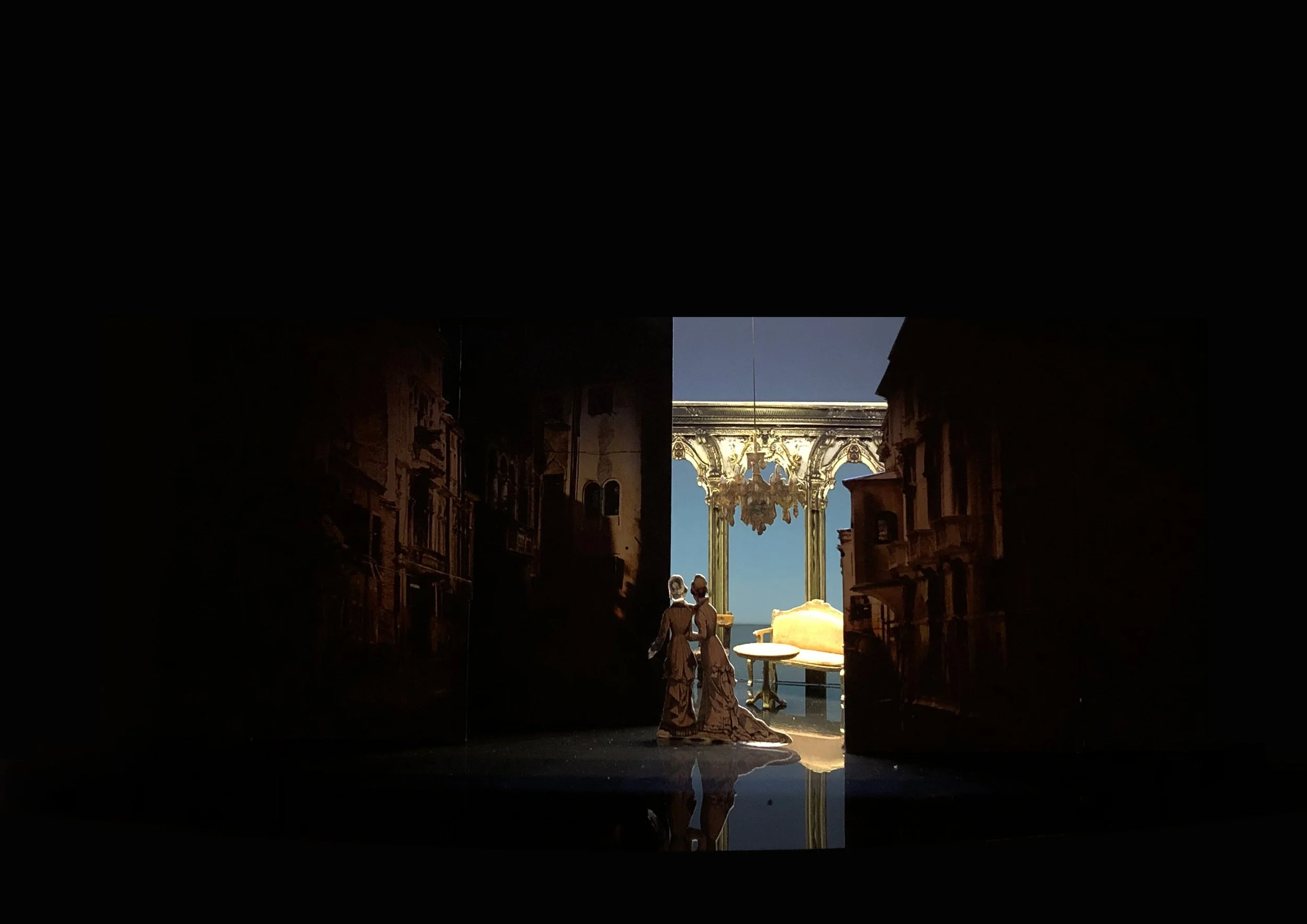 Il Cavaliere-Grandes Salles-Ext 5.jpg