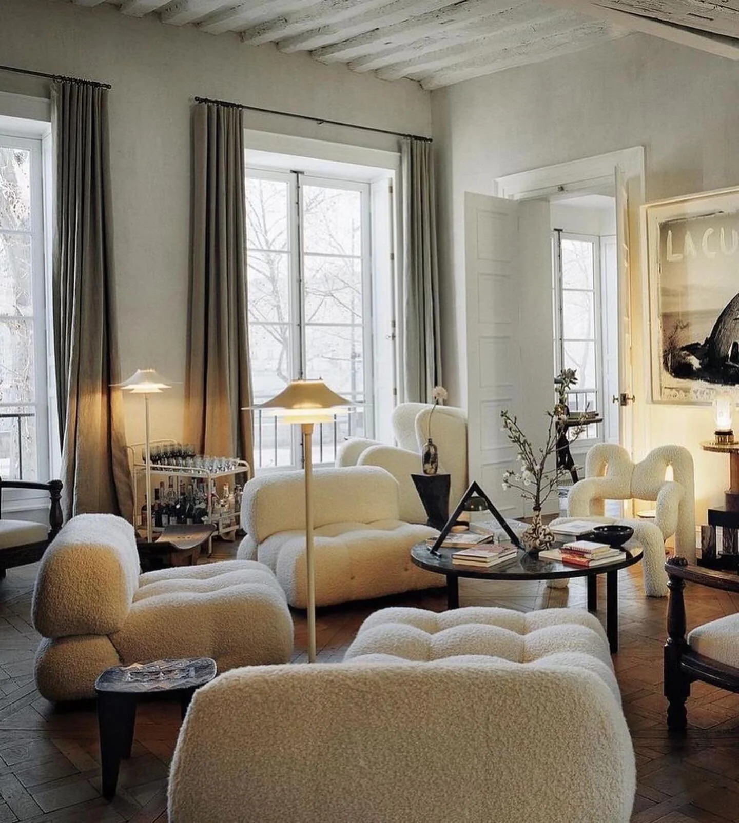 Recently pinned 🪩🤌🏼 

1. @whylessisnotmore 
2. @jakearnold 
3. @kornerinteriors 
4. @juliaroberts 
5. @adamhunter 
6. @pamelaanderson 
7. @tamsinjohnson 
8. @tamsinjohnson (again) 
9. @buchanan.studio 
10. @poltronova 

#designinspiration #designi