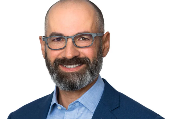 Headshot2.jpg