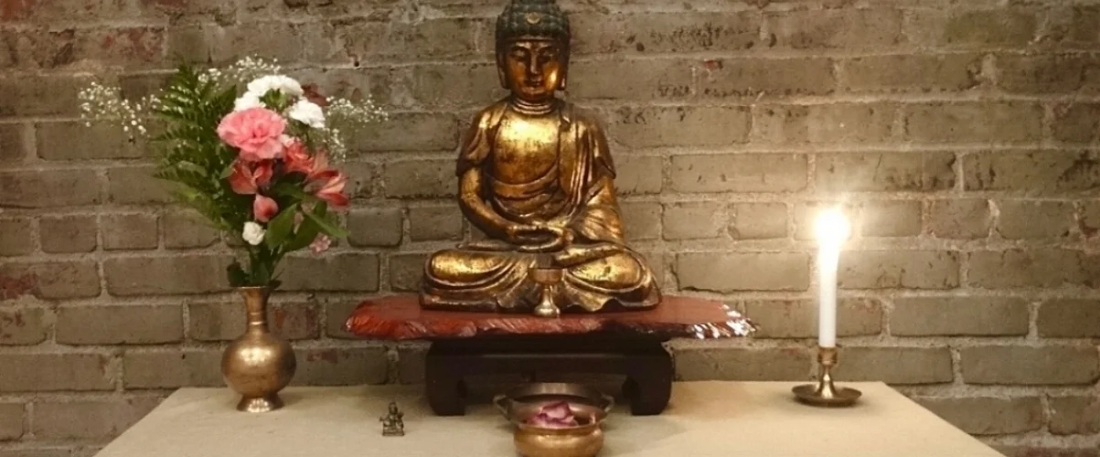 Altar+2.jpg