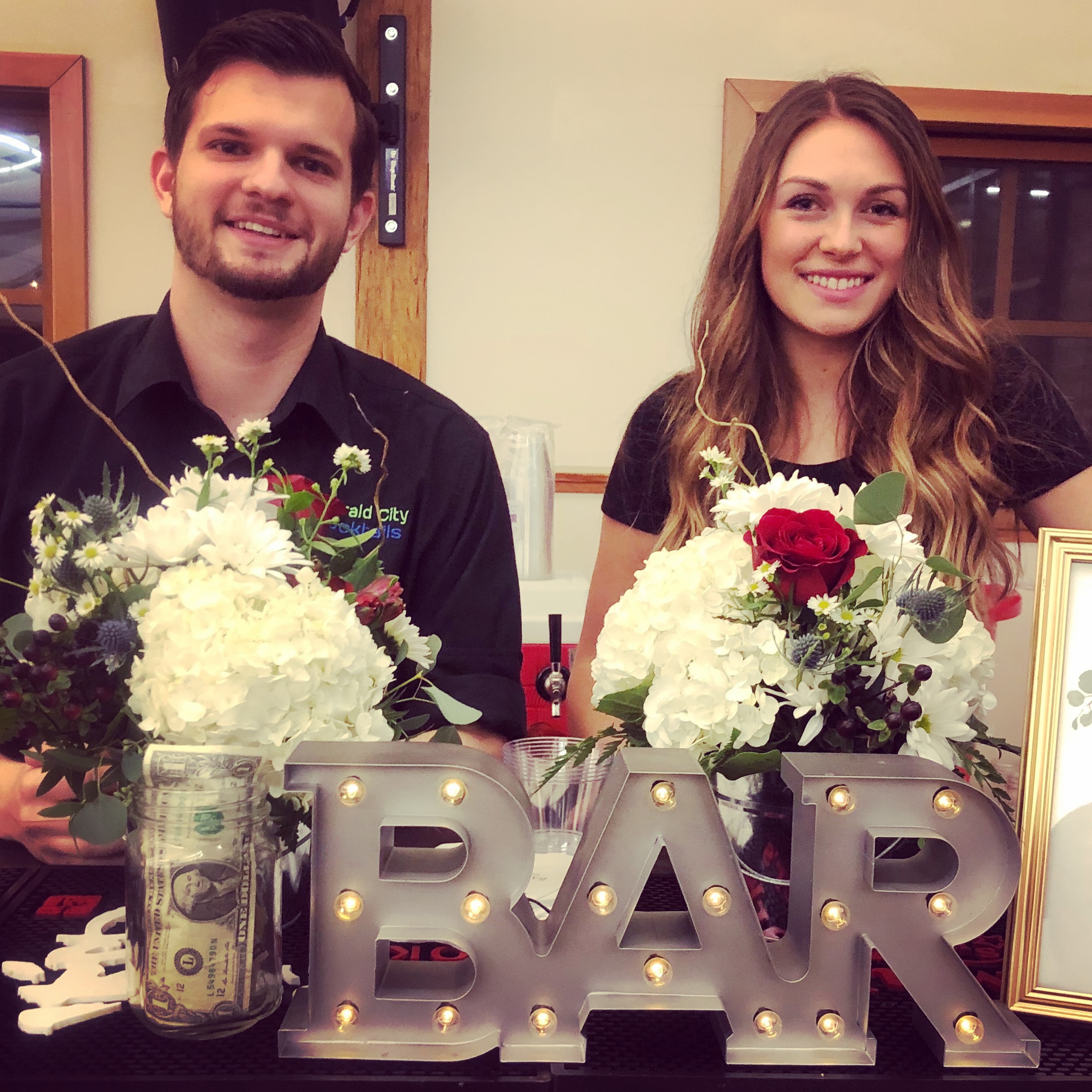 Hire_Wedding_Bartenders_Issaquah.jpg