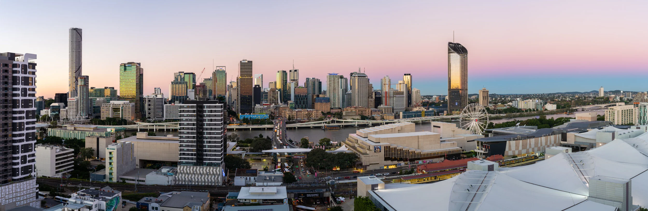 Panorama of the Brisbane skyline from South Brisbane