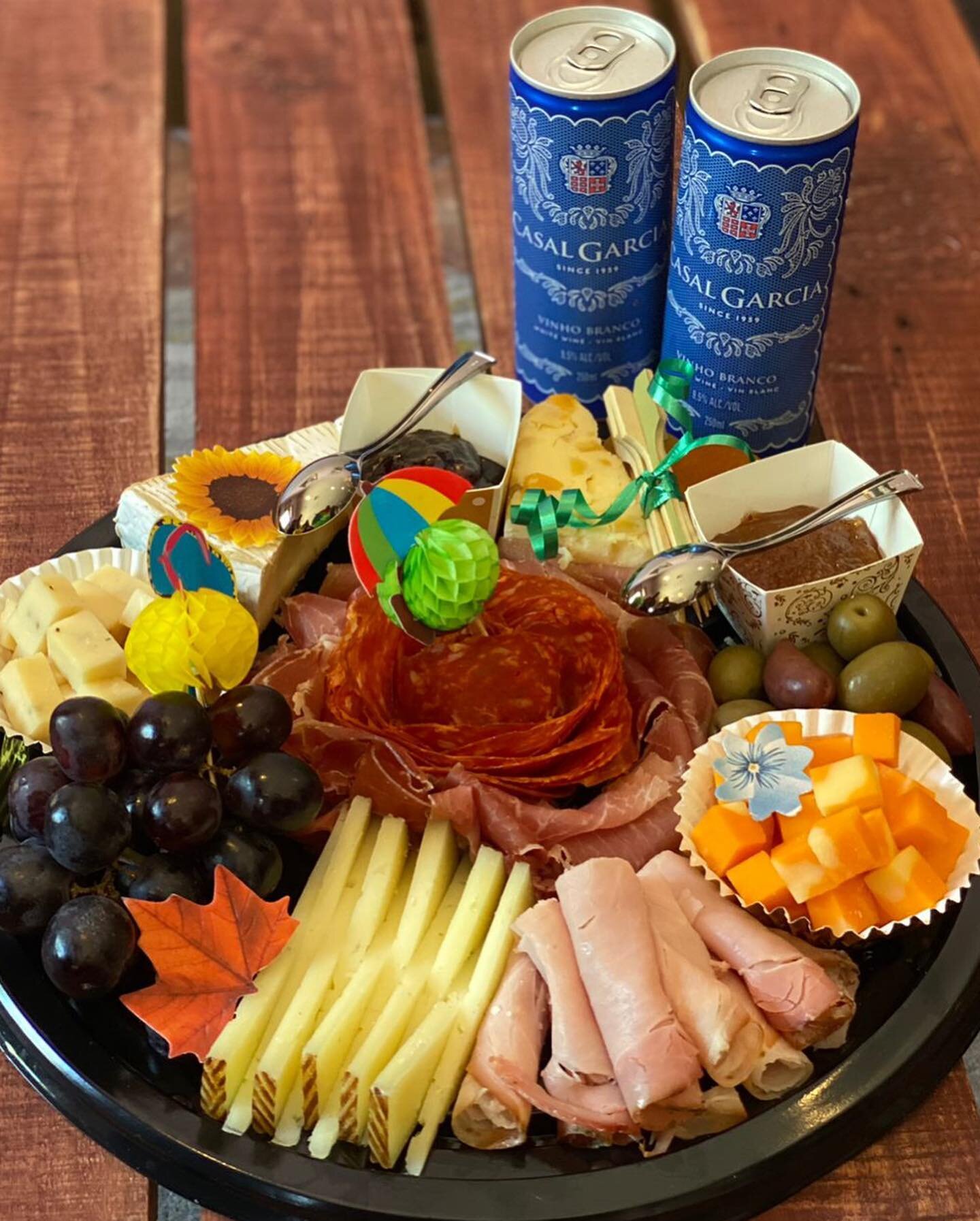 Our new creation, the 
Picnic platter for $100. 
With a package deal of 2 wine spritz either vino verde or moscato for $125. Tag who you would share this with at a picnic! 🧺🧀🥖🍷