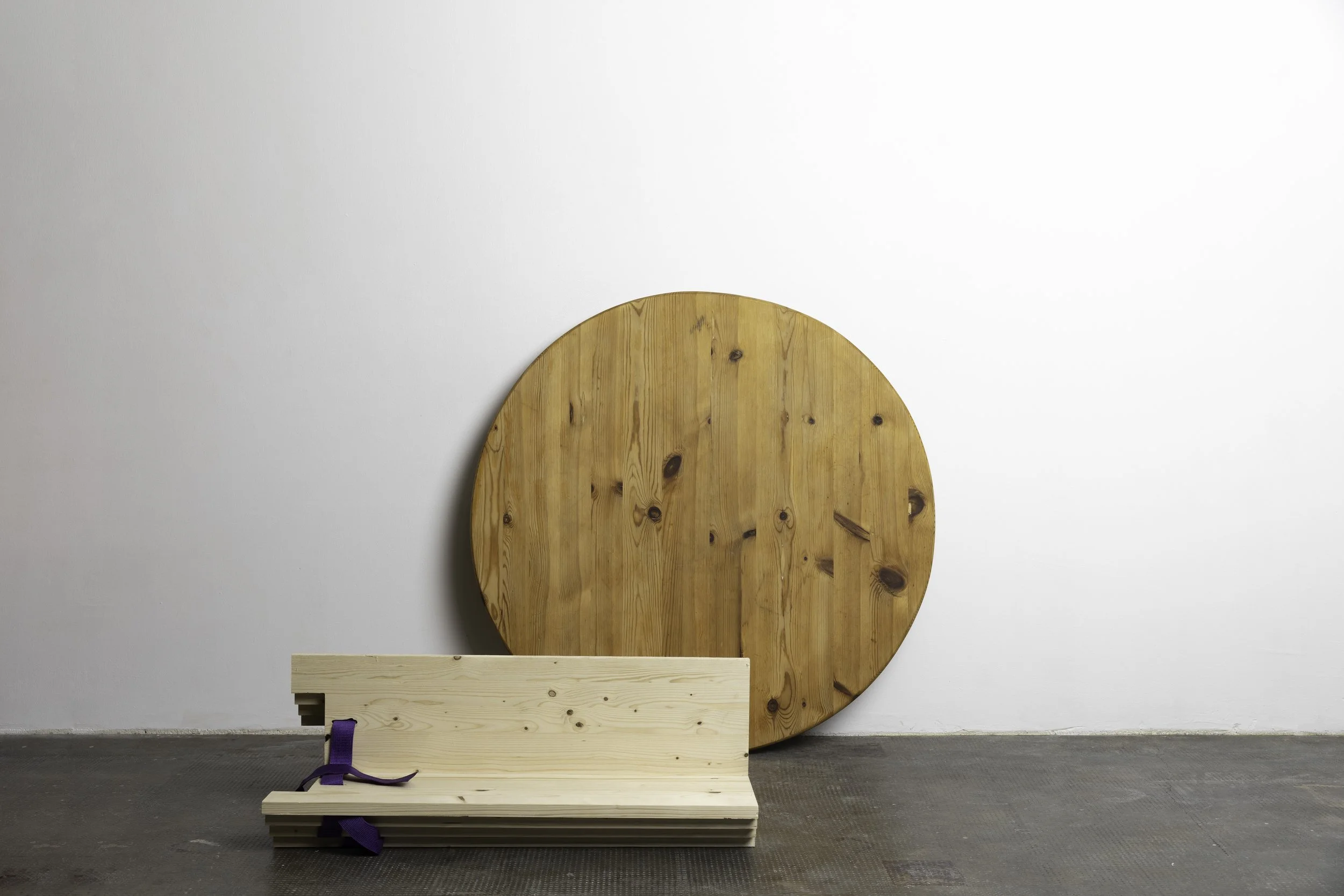 MdM_Shoot_2_table_Brut.jpg