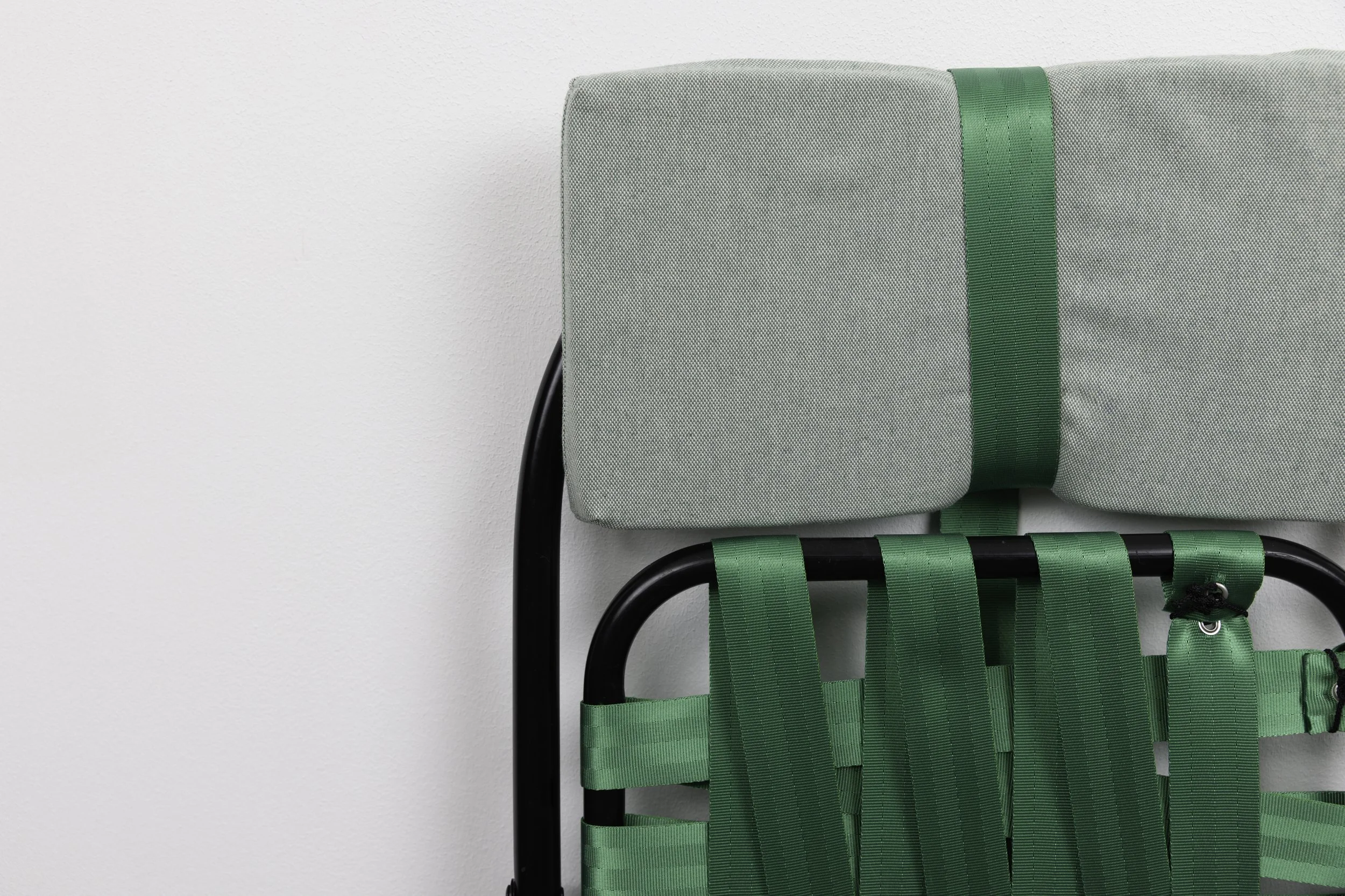 MdM_Shoot_2_ChaiseVerte_Detail_Brut_2.jpg