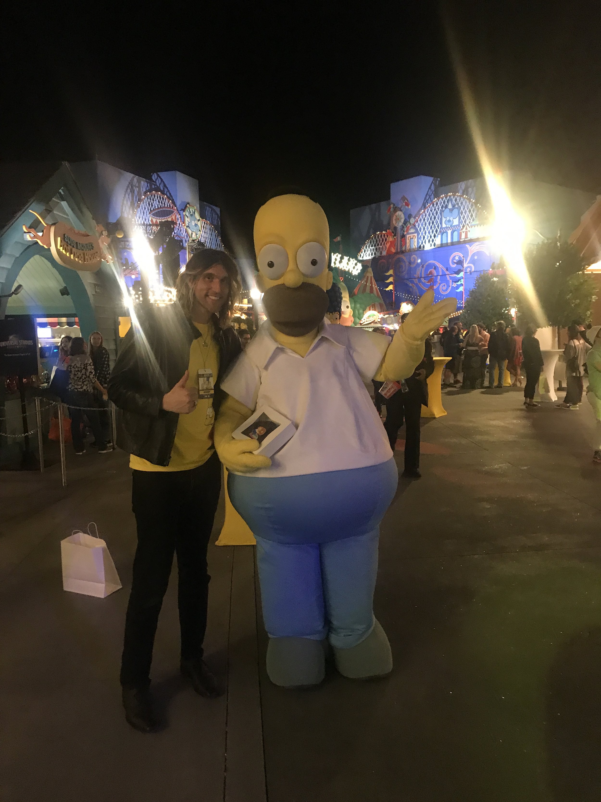 bryan-barnes-creative-art-director-graphic-designer-art-direction-design-creative-work-fox-broadcasting-the-simpsons-season-29-2017-premiere-party-krustyland-universal-studios-30th-anniversary-58.jpeg