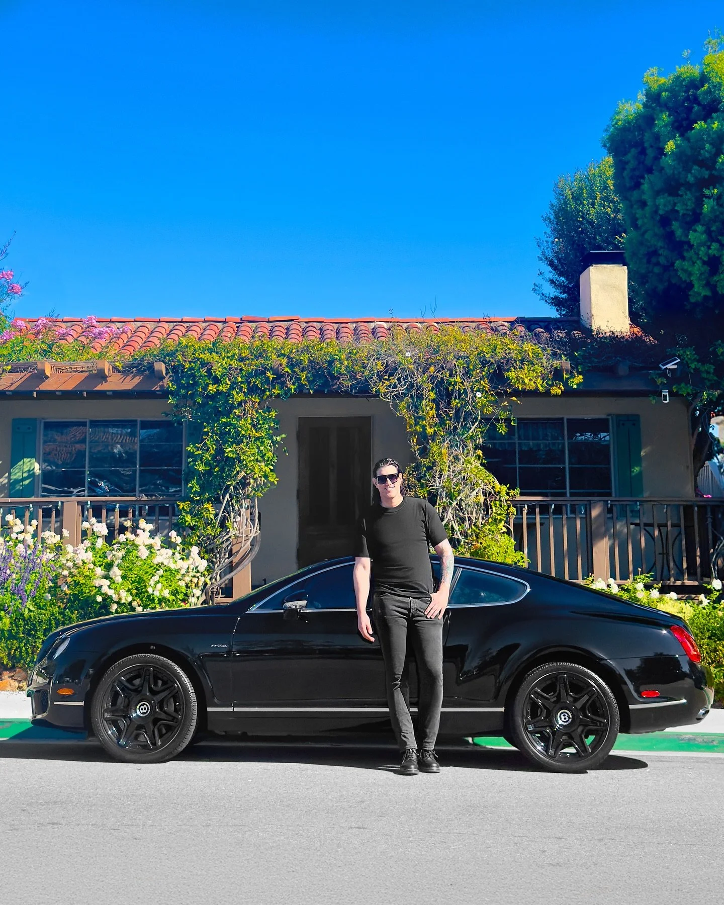 would you put a bumper sticker on a Bentley? 🖤 @bentleymotors 
.
.
.
.
.
.
#mycar #Bentley #bentleycontinentalgt #bentleycontinental #luxurycar #cars #carsandcoffee #carlovers #kimkardashian