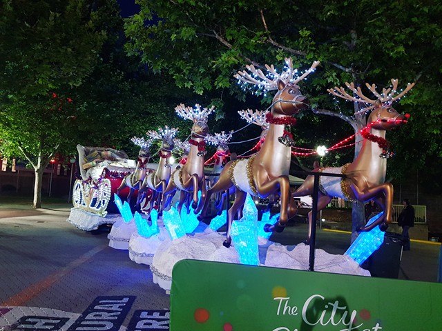 Xmas - Santa sleigh.jpg