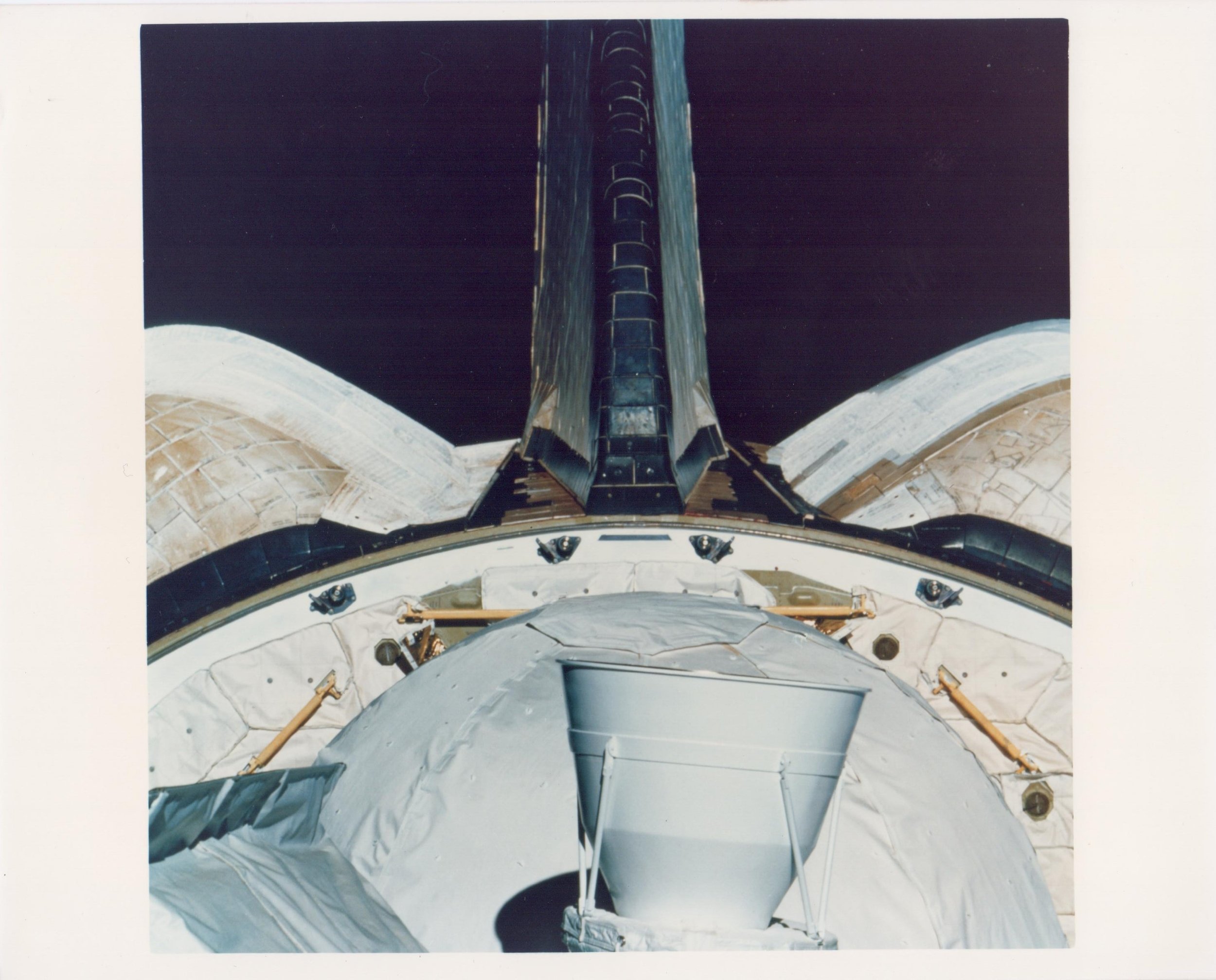 5 - FRONT.jpg