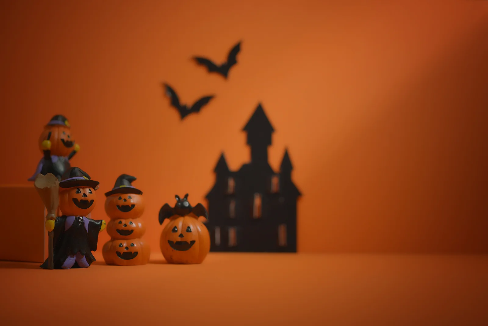 bigstock--203725060 pumpkin seeds.jpg