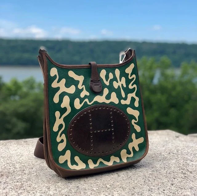What happens when you take the monogram out of monogramouflage? 
This @takashipom monogramouflage inspired Evelyne is coming up for auction with @haluxury on April 28th - check the auction tab on my site for more!
-
#hermes#evelyne#hermesevelyne#taka
