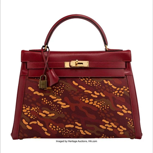 Wheat Fields at Sunset 🌾 
32cm Kelly coming up for auction on April 28th with @haluxury - check the auction tab on my site for more!
-
#hermes#kelly#hermeskelly#camokelly#paintedkelly#paintedbirkin#camo#camouflage#red#summer#art#sunset#sun#diy#fun#s