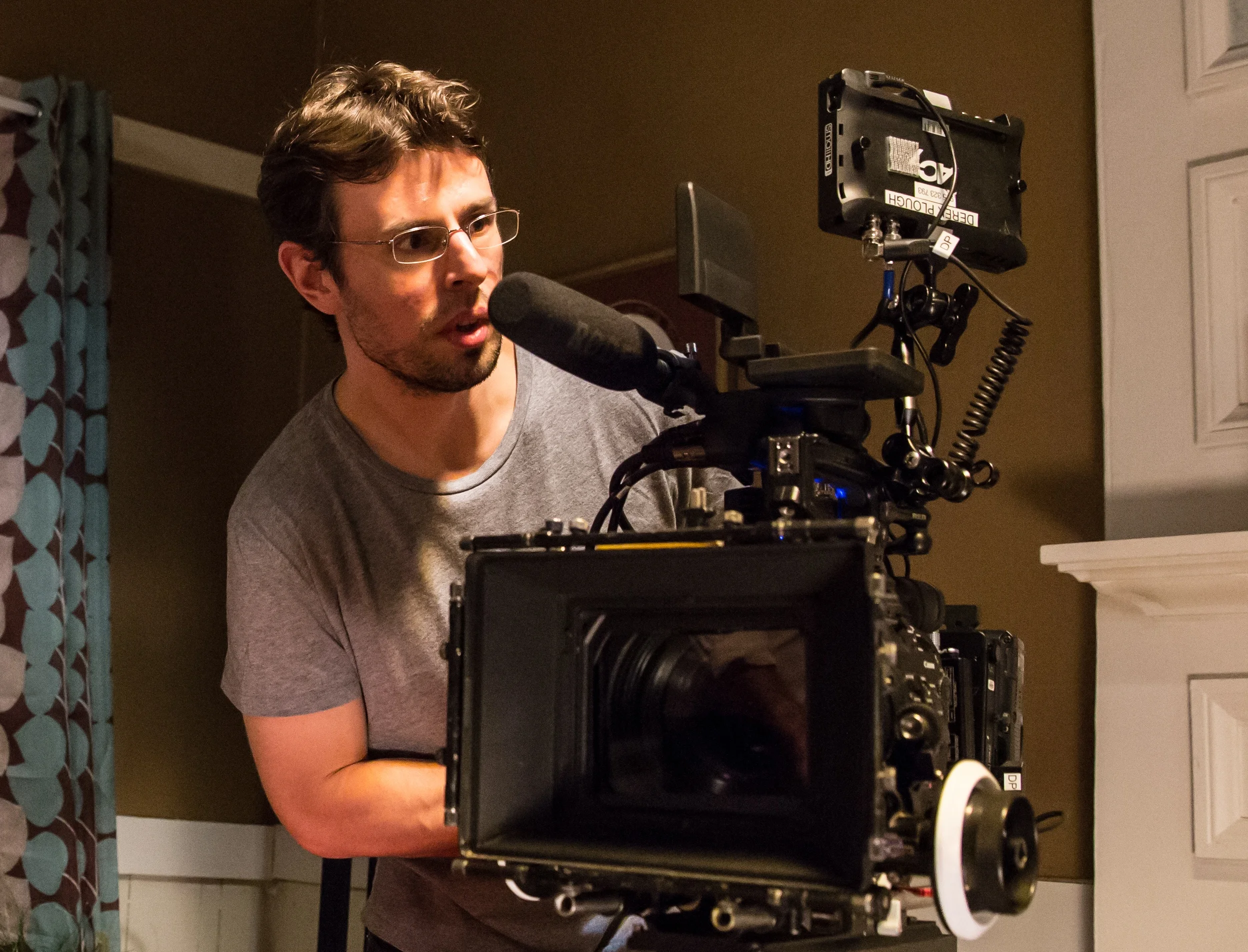 MATT SUTER - Cinematographer Matt is a member of the International Cinematographers Guild and has worked in the camera department on union television productions, commercials, and features such as Showtime's TV series "Happyish" and most recently as Digital Imaging Technician on the feature "Assisted Living." He is also a freelance cinematographer, digital imaging technician, and camera operator, shooting everything from music videos and conceptual fashion videos to short films, documentaries, and countless live events.
