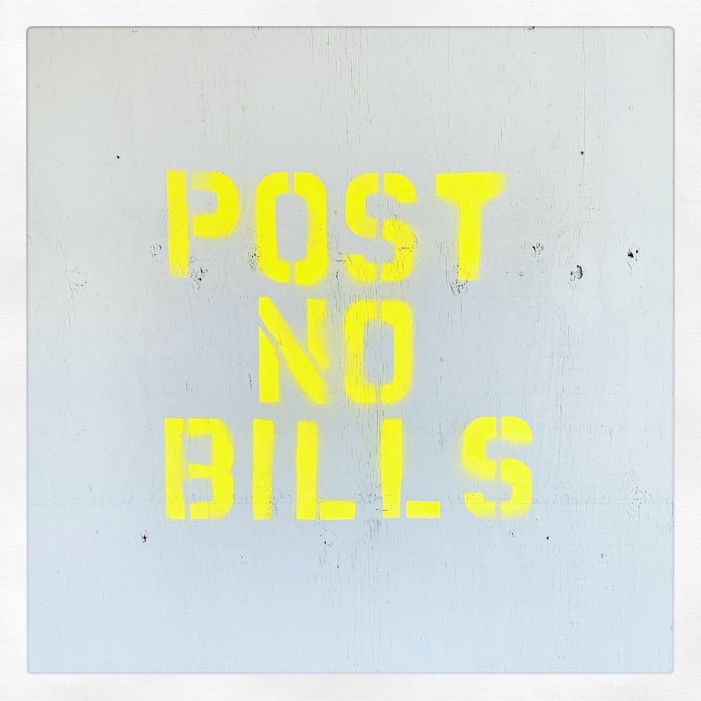 #mood 🌧 Monday! 🌂
.
.
.
#postnobills #typography #inspiration #art #design #spraypaint #stencil #nice #colourpop