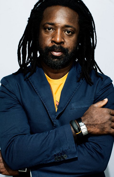 <a href="http://www.vogue.com/13365238/marlon-james-man-booker-prize-a-brief-history-of-seven-killings/" target="_blank">VOGUE</a>