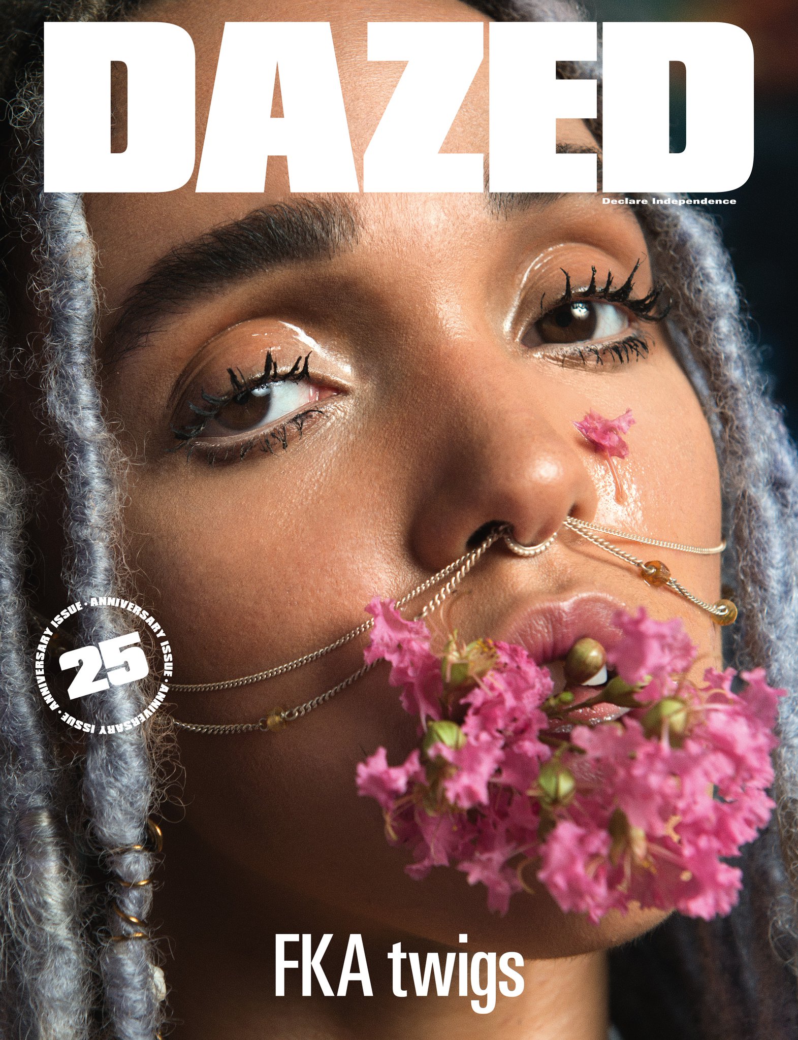 <a href="http://www.dazeddigital.com/artsandculture/article/32982/1/the-25th-anniversary-issue" Target="_Blank">DAZED & CONFUSED</a>
