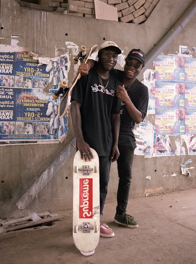 <a href="https://www.vogue.com/projects/13538019/ghana-skateboarders-skate-nation-accra-photos/" target="_Blank">VOGUE</a>