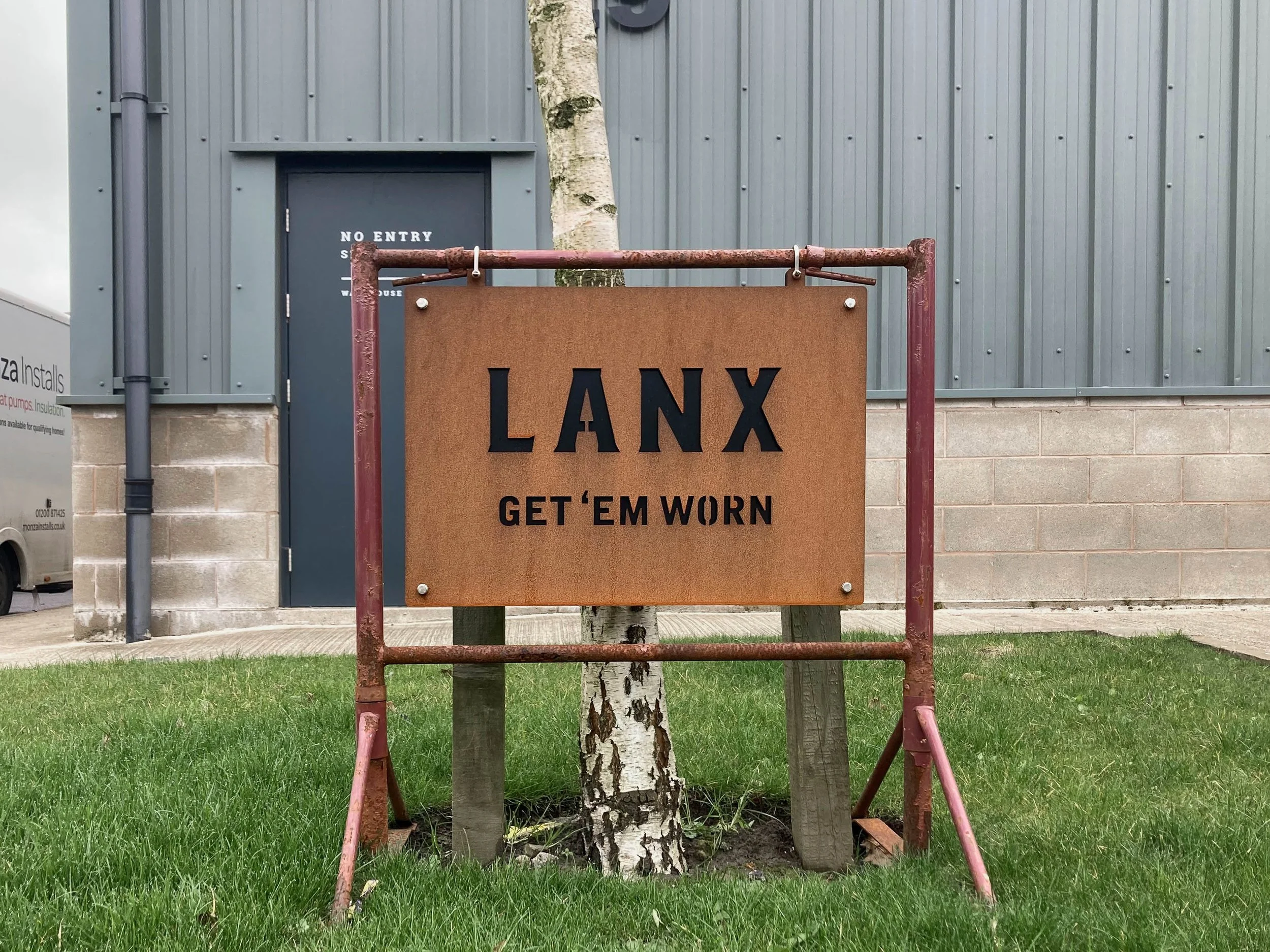 Proper Shoes with Lanx