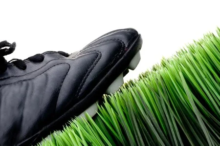 3944510_S_football_soccer_turf_cleat_grass.jpg