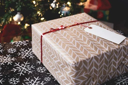 Holiday Gift Ideas for Those With Diabetes