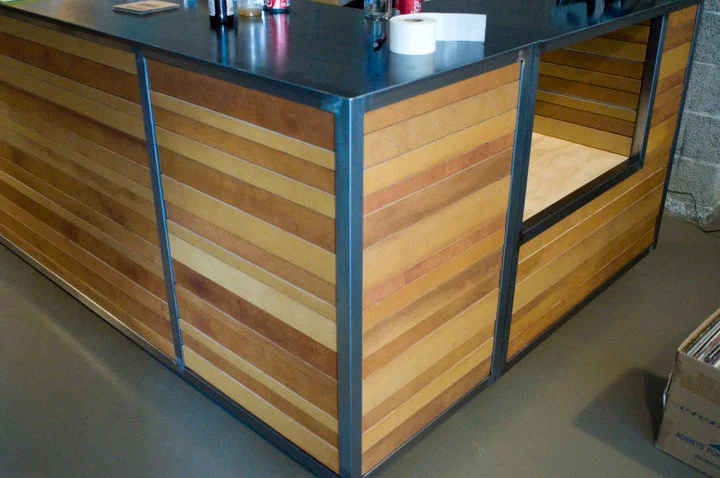 Phono Select Retail Counter
