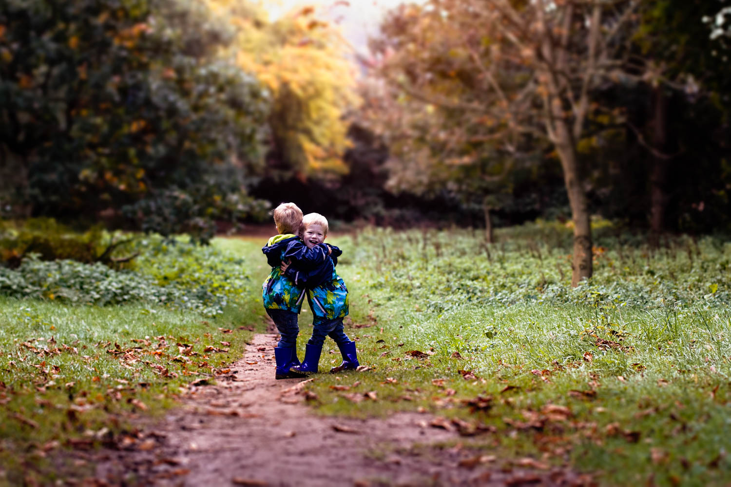 Child Portrait - Twins - Autumn - Bedford.jpg