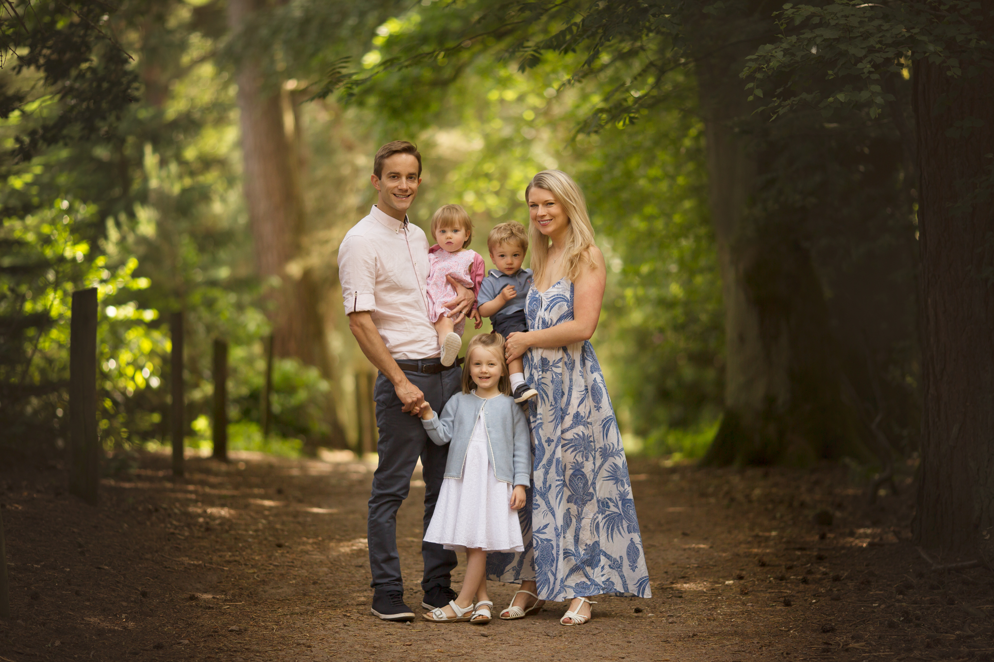 Outdoor Family Photoshoot - Bedford Photographer.jpg